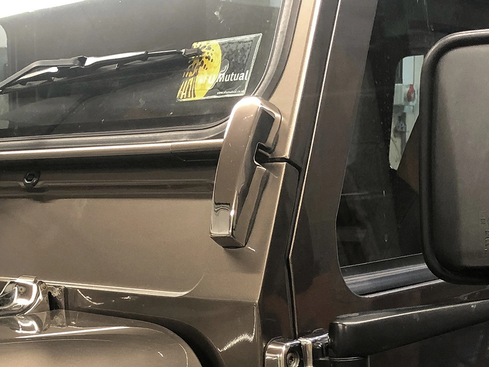 Land Rover Defender Stainless Steel Windscreen Brackets DA1142SS