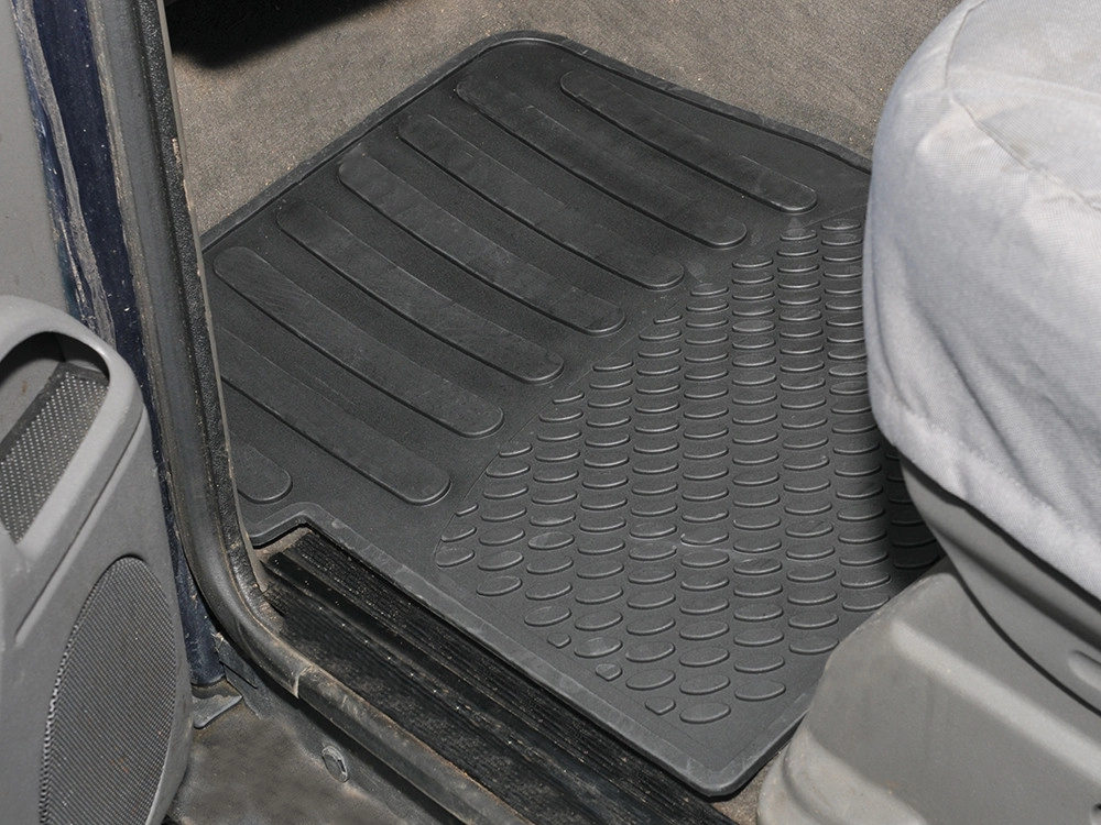 Land Rover Discovery 2 RHD Rubber Mat Set DA4424