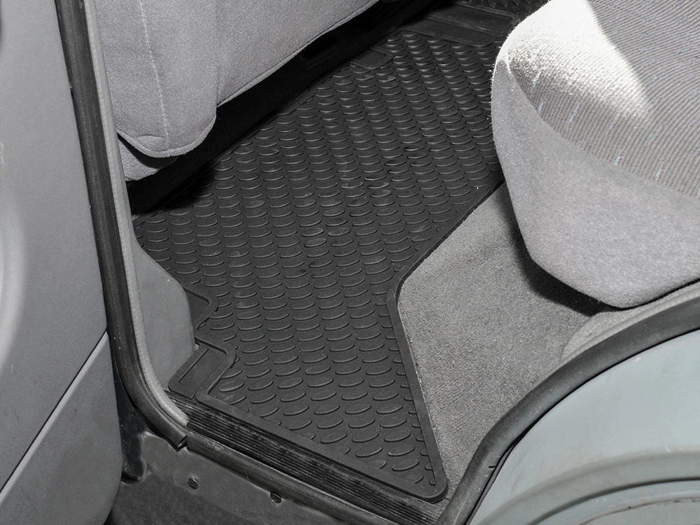 Land Rover Discovery 1 Rear Rubber Mat Set DA4427