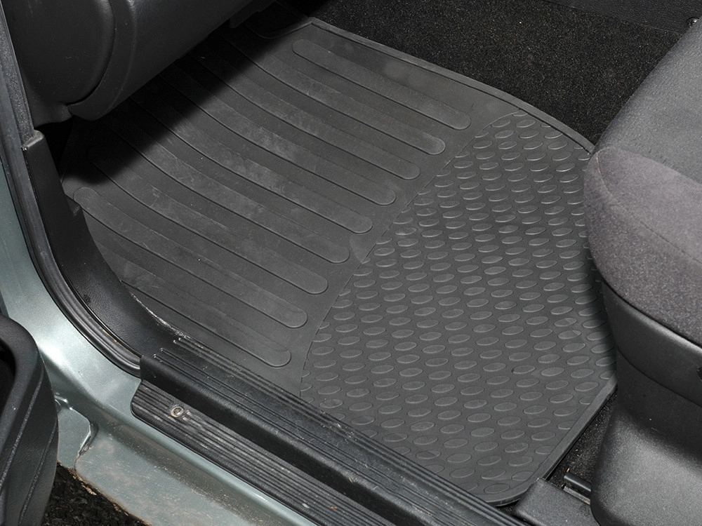 Land Rover Freelander 1 RHD Pair Rubber Mat Set DA4428