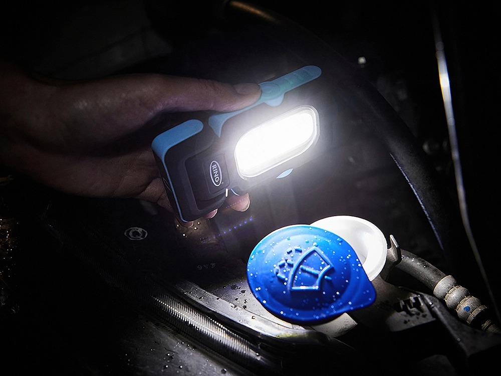 Ring Rechargeable Mini LED Light 140 Lumens DA5173