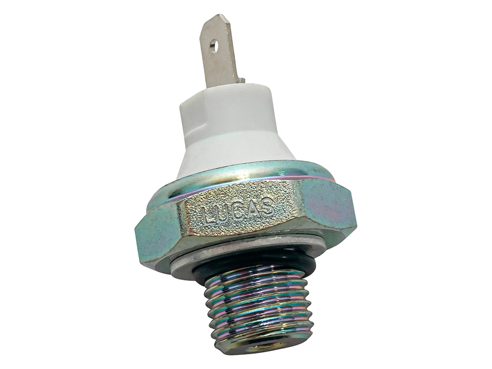 Land Rover Defender V8, RR P38 V8, Discovery 2 V8 Oil Pressure Switch STC4104LUCAS