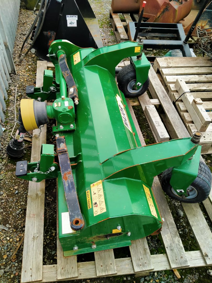 Major MJ21 160 out-front flail mower