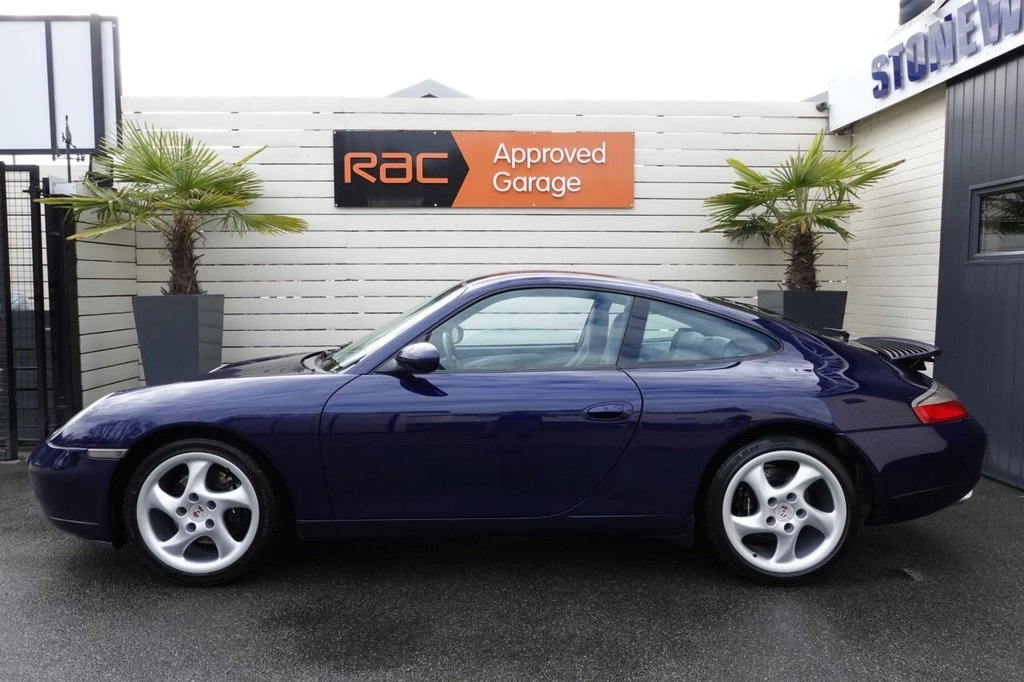 Porsche 911 Carrera 2 manual