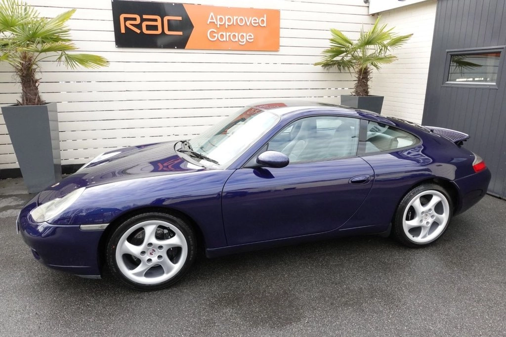 Porsche 911 Carrera 2 manual