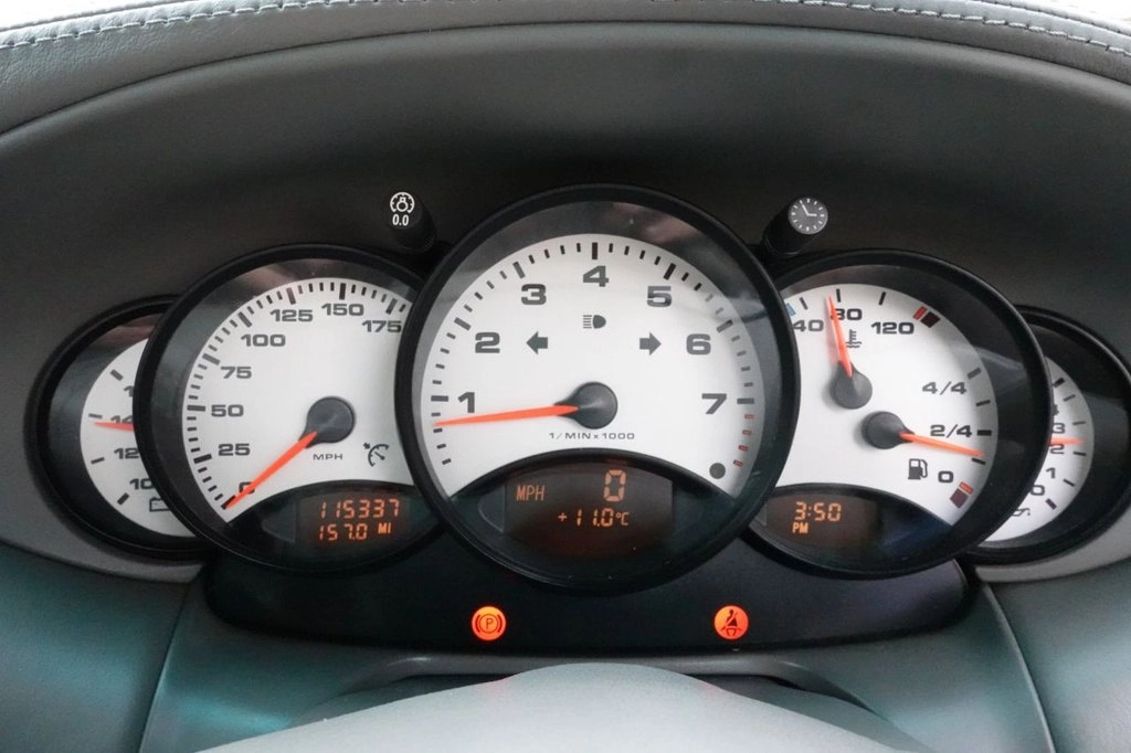 Porsche 911 Carrera 2 manual