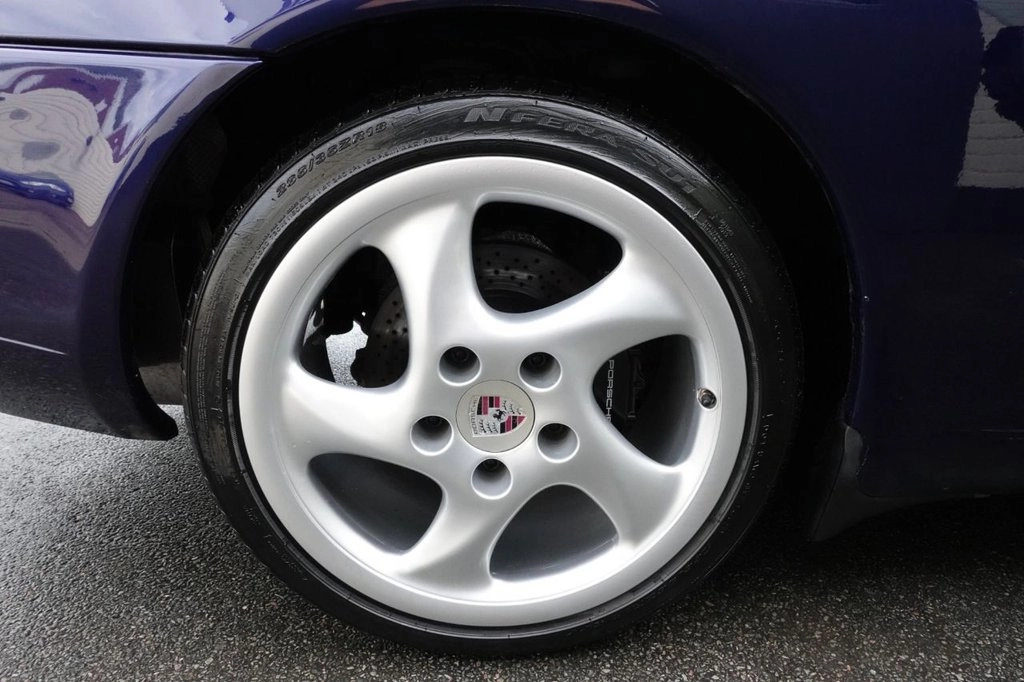 Porsche 911 Carrera 2 manual