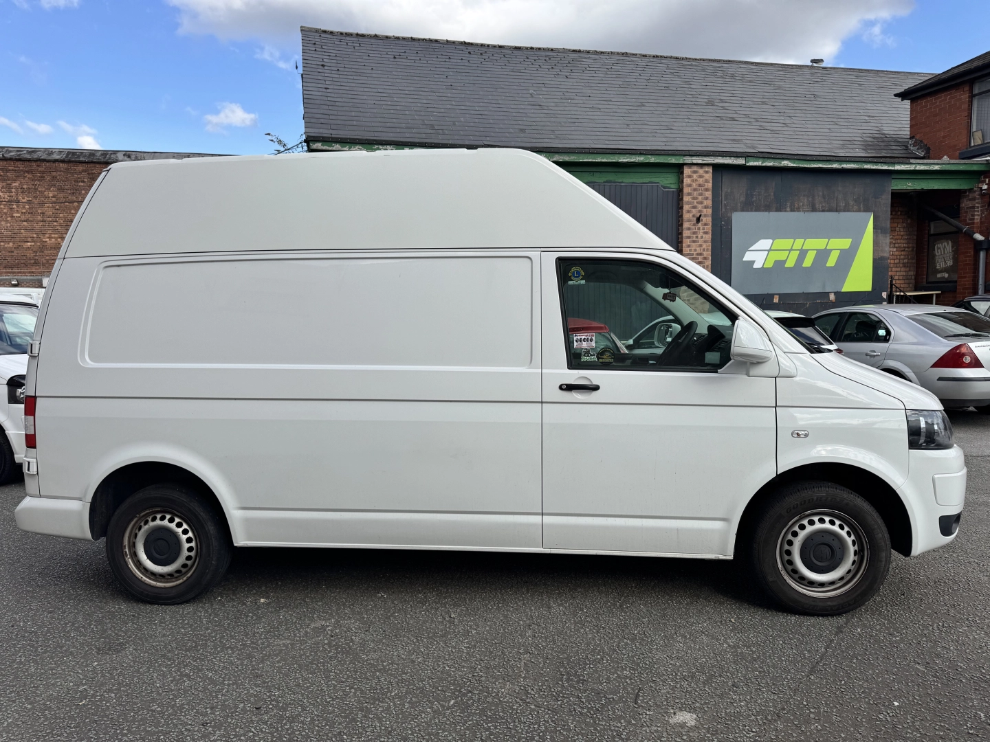 VW T5 T32 High top