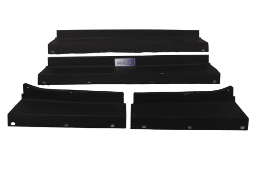 SET 4DR KICK SILL PANELS