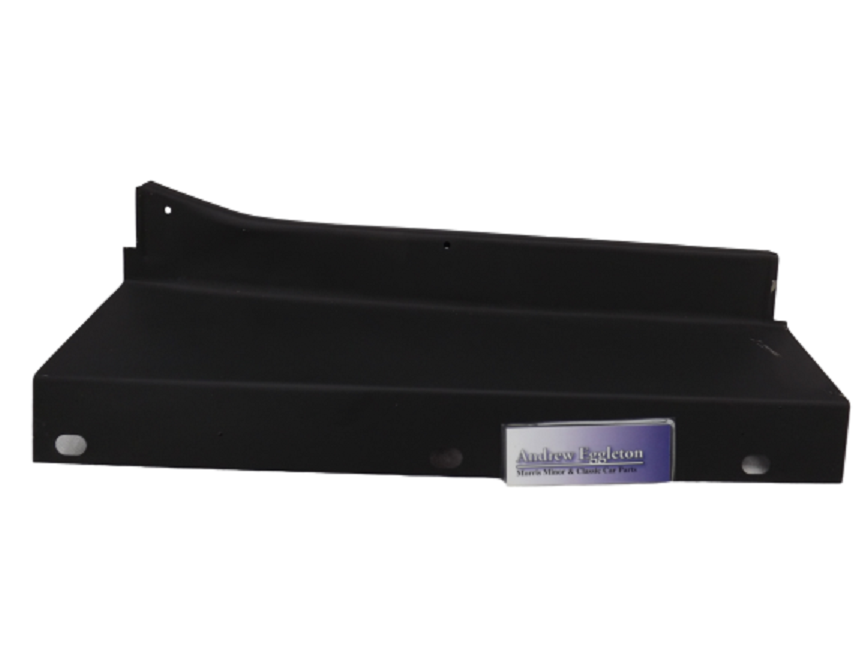 RH 4DR REAR KICK PLATE