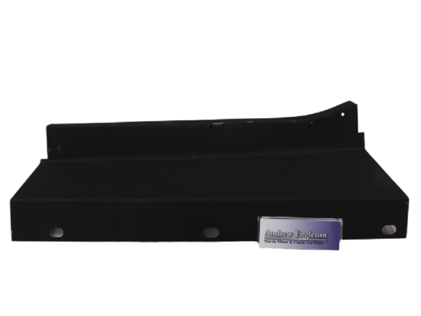 LH 4DR REAR KICK PLATE