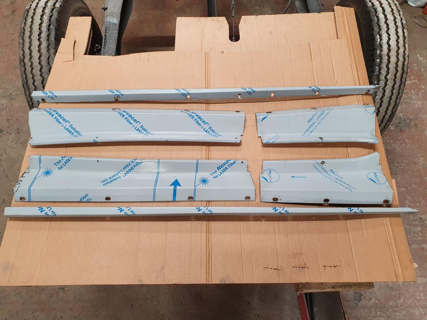 KICK PLATE & SILL SET STAINLESS STEEL 4DR