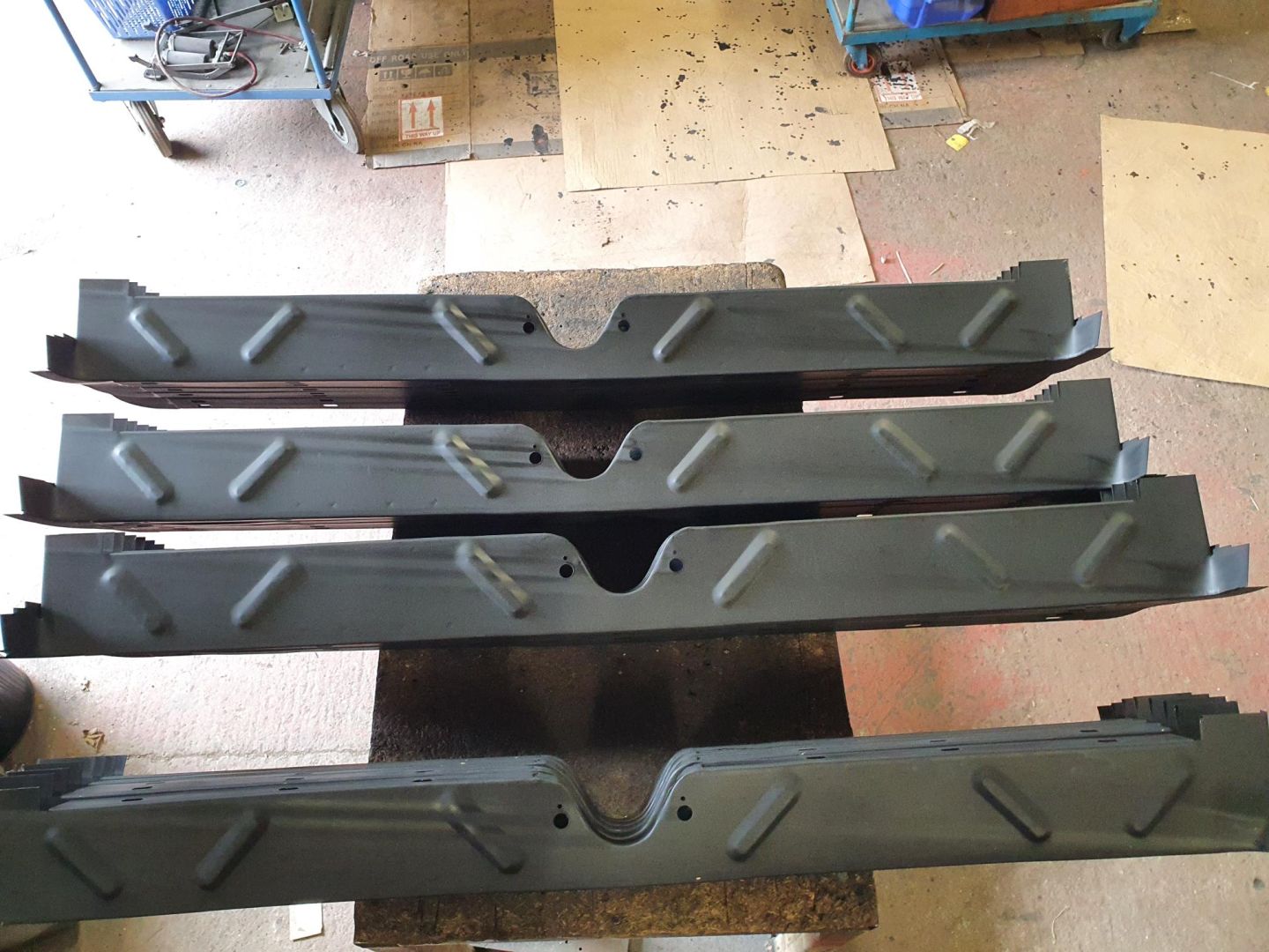 LOWER CAB PANEL (UK)